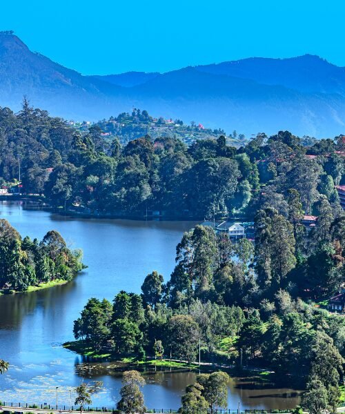 Kodaikanal lake, a hill-station cab destination from Bangalore