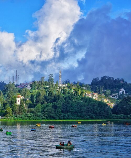 Ooty lake, a hill-station cab destination from Bangalore