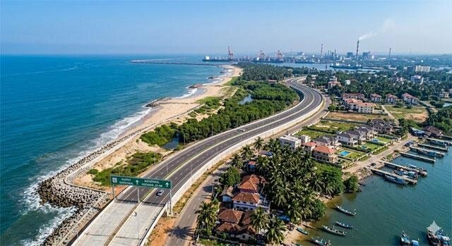 Coast road along the Karnataka shore on a chauffeur trip from Bangalore to Mangalore