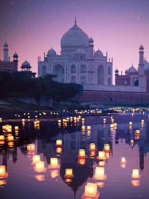 Mosque Taj Mahal, India - Awesome